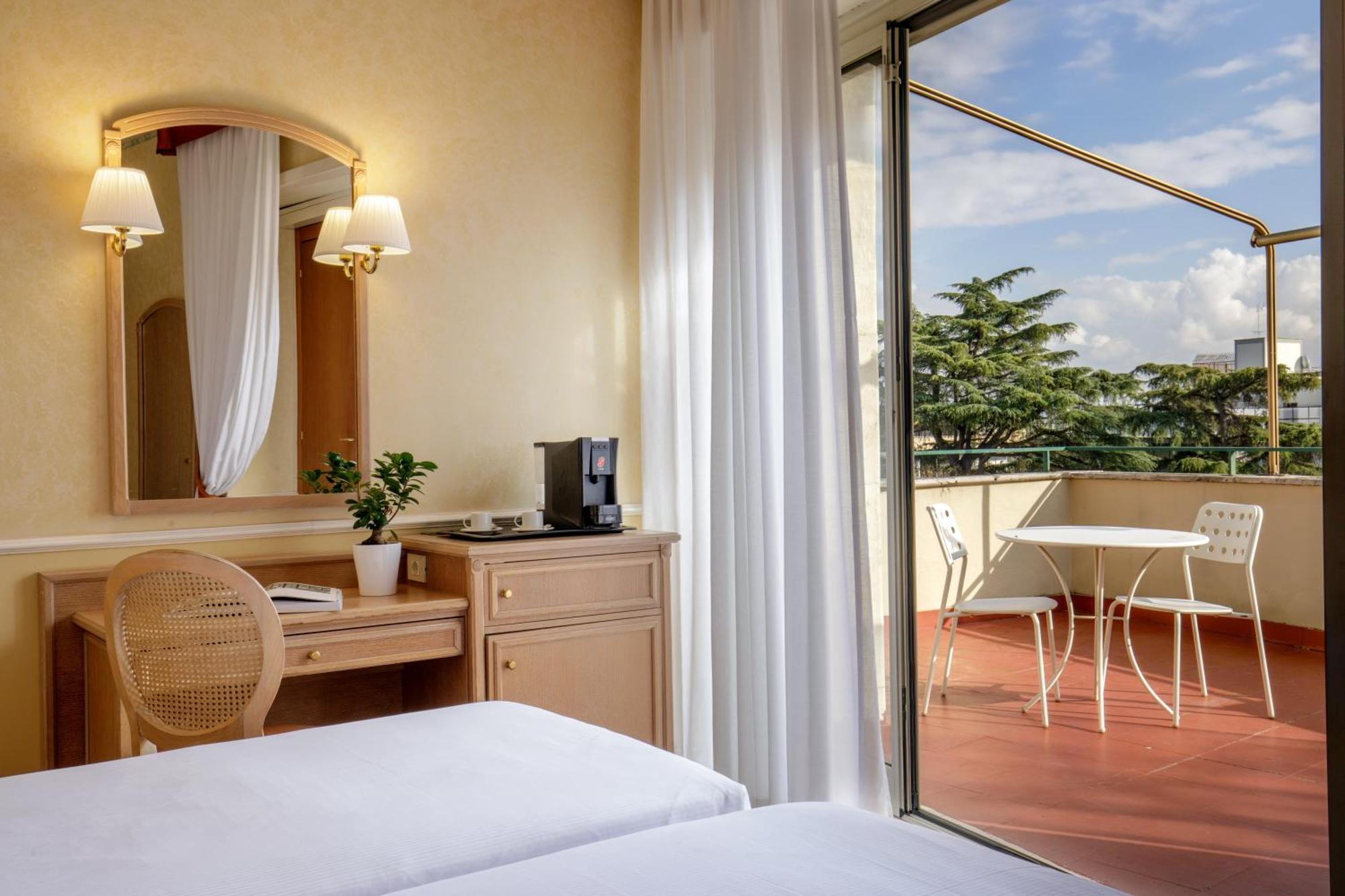 רומא Hotel Santa Costanza By Omnia Hotels מראה חיצוני תמונה