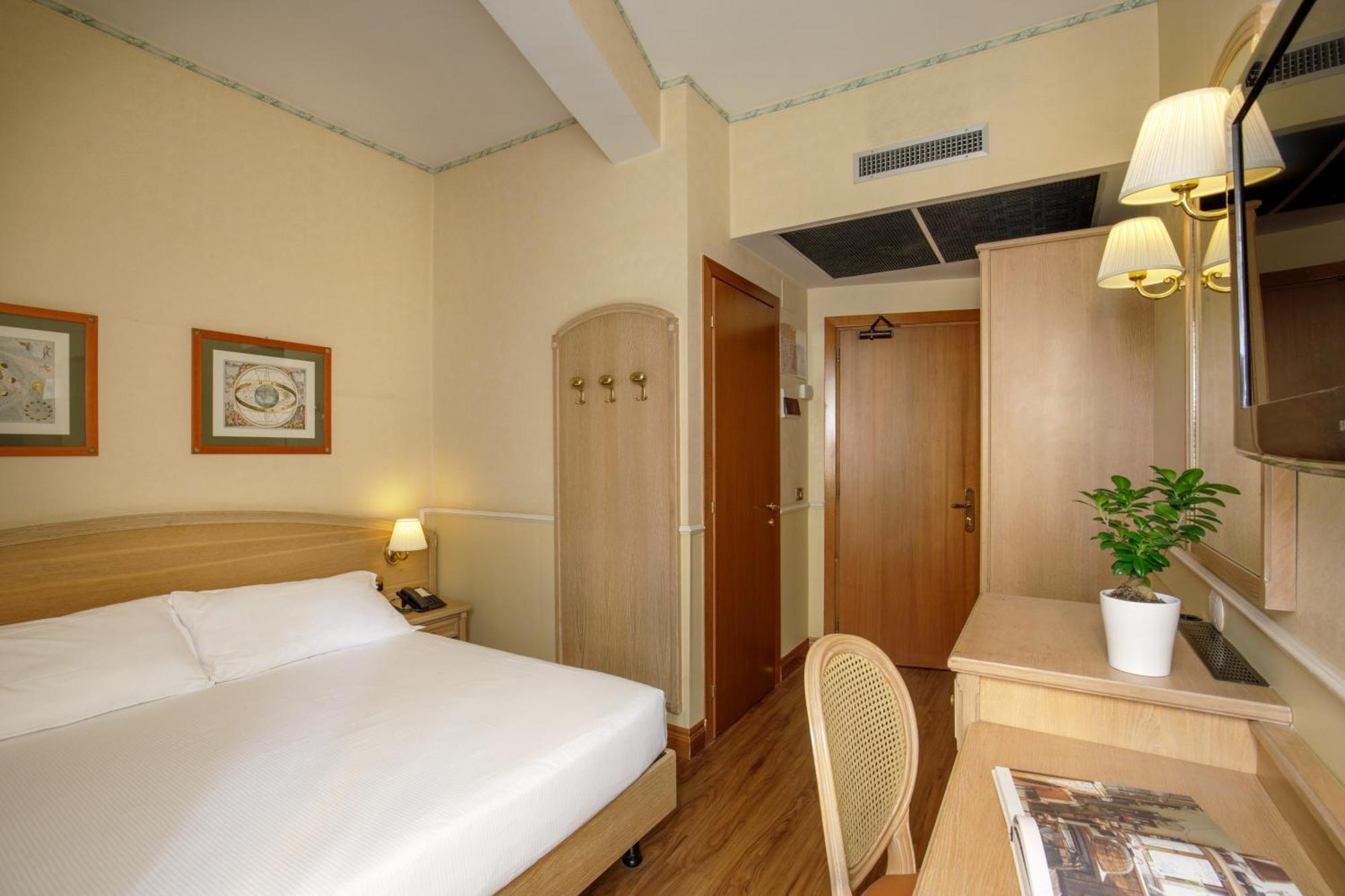 רומא Hotel Santa Costanza By Omnia Hotels מראה חיצוני תמונה